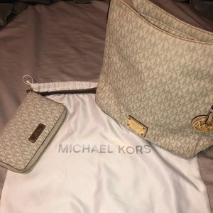 Michael Kors Crossbody purse and wallet